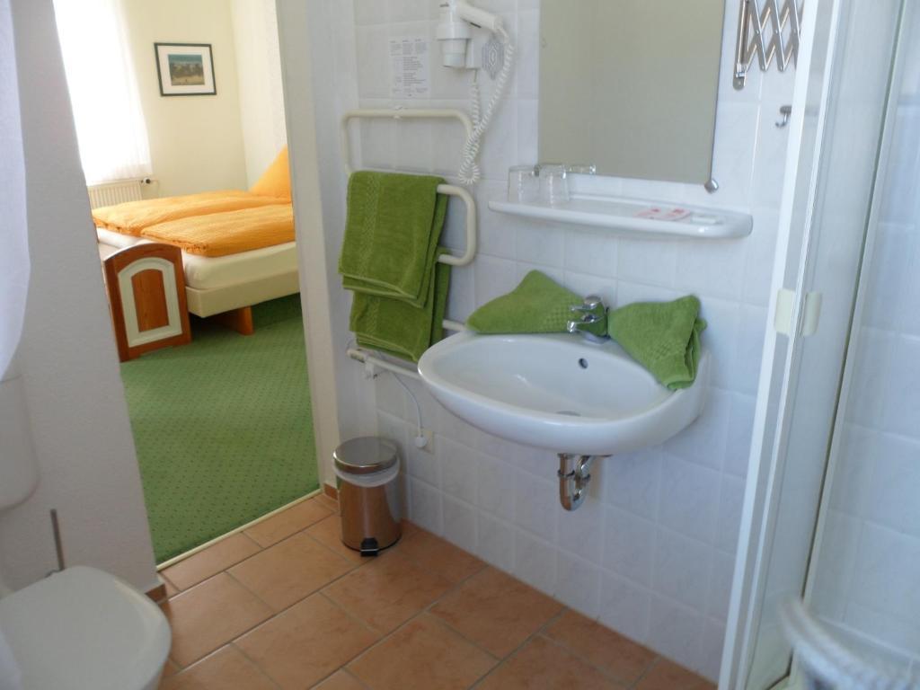 Hotel Schloonsee Garni Seebad Bansin Habitación foto